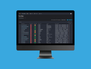 Erkunden Sie das Scorecard-Dashboard auf einem grauen Monitor mit blauem Hintergrund