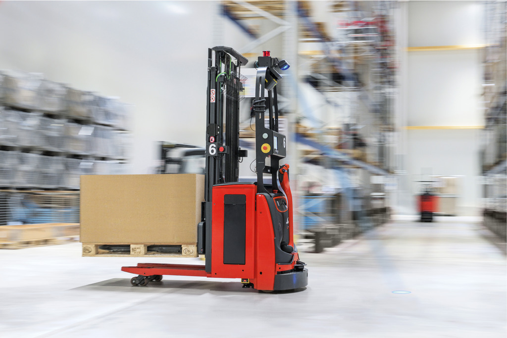 Image of a KION material handling machine